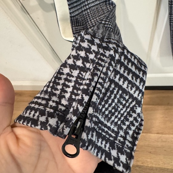 Pam & Gela Glen Houndstooth Stylish Black and White Plaid Pants SMALL $333 - Picture 8 of 9